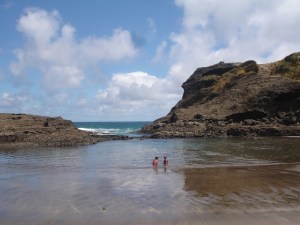 Piha. Totally sucky stink lame nothing-to-do god awful place.